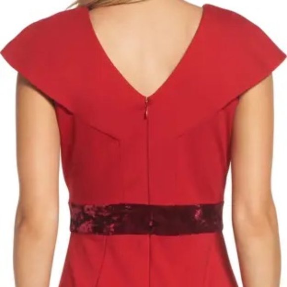 Taylor(Dillards) Perfect ❤️ Dress Velvet Trim Crepe Sheath Dress in Scarlet RED - Picture 5 of 8